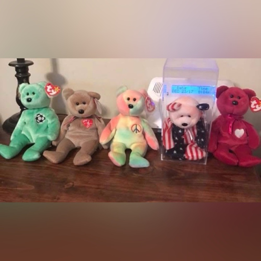 Anyone looking to buy Beanie Babies?